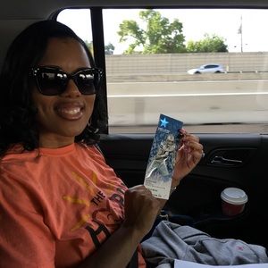 Meet your Posher, Marisa